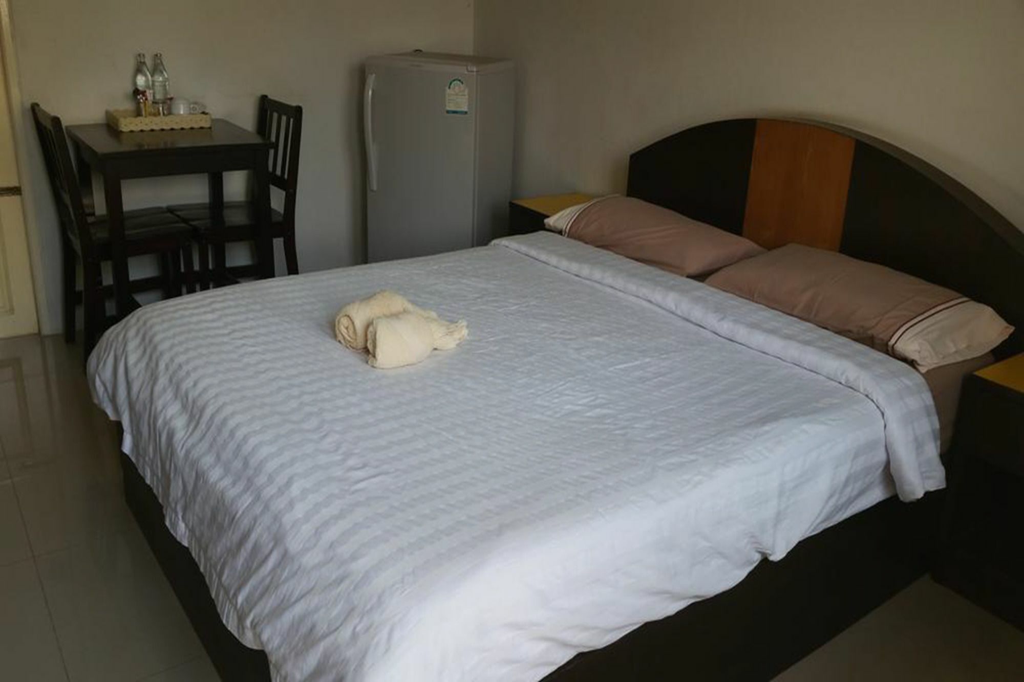 Charoen Apartment Hotel Транг Экстерьер фото
